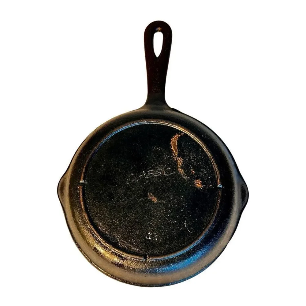 VINTAGE CAST IRON CLASSIC SKILLET 4 Made in KOREA